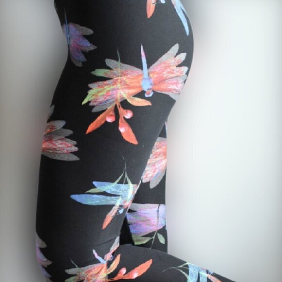 LEGGINGS DEPOT Multi Colored Dragonfly Print Full Length Leggings Size 12 NWT - Picture 1 of 3
